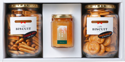 Set with one bottle of Kajitani biscuits and one type of Okayama Prefecture high-quality fruit preserves